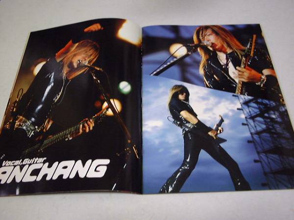 �C���J�ɏ�����A�u����2