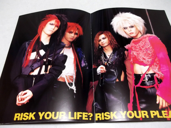 �y���L���e����2