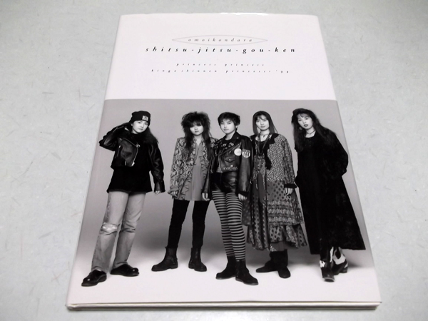 ��������