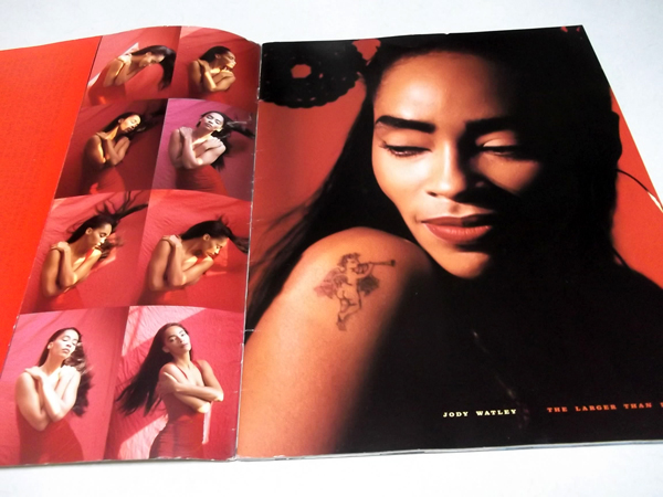 �W���f�B�E���g���[892